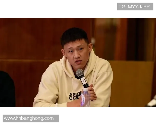 周鹏:从篮球场上的传奇到生活中的榜样,探寻他的奋斗与坚持之路 周鹏:从篮球场上的传奇到生活中的榜样,探寻他的奋斗与坚持之路